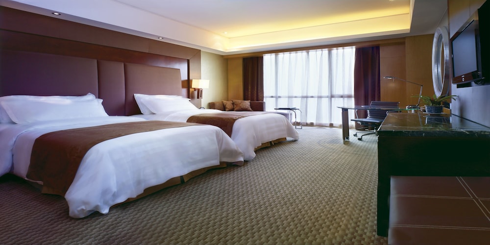 EXECUTIVE, KING BED