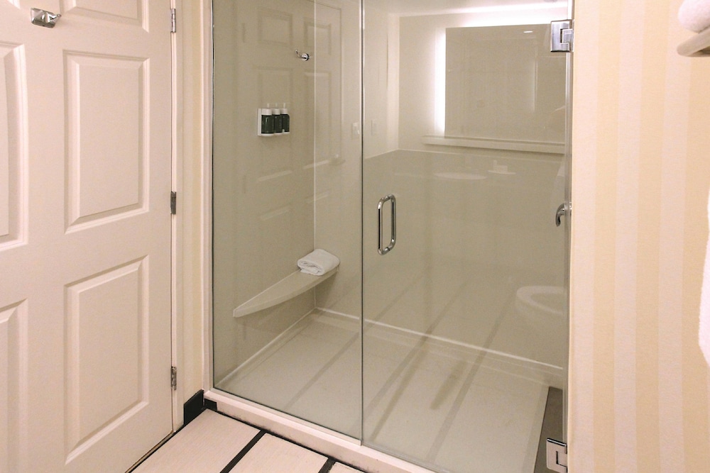 Fairfield Inn Suites Charleston Airport Convention Center 8/45