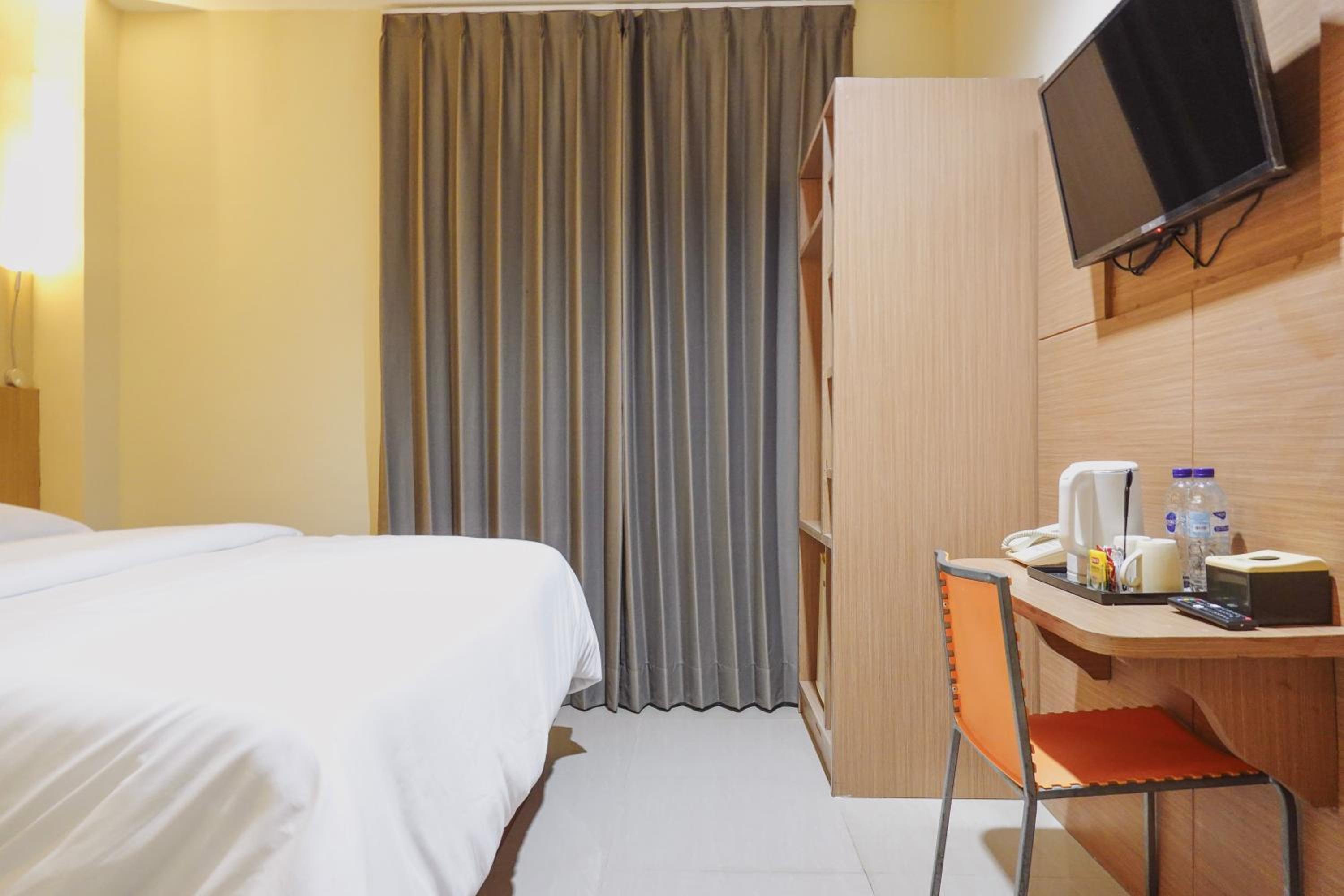 City Hotel Mataram 41/49
