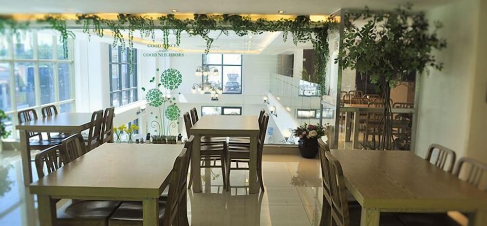 Rezion Tourist Hotel 32/44