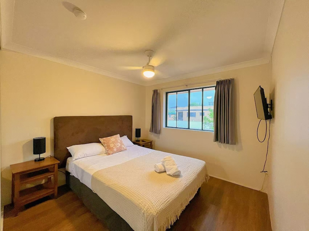 Karana Palms Self Contained Apartments 18/58