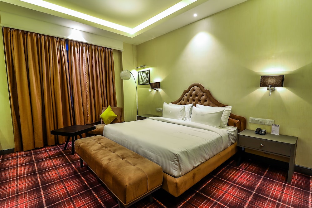 Hotel Piccadily 11/28