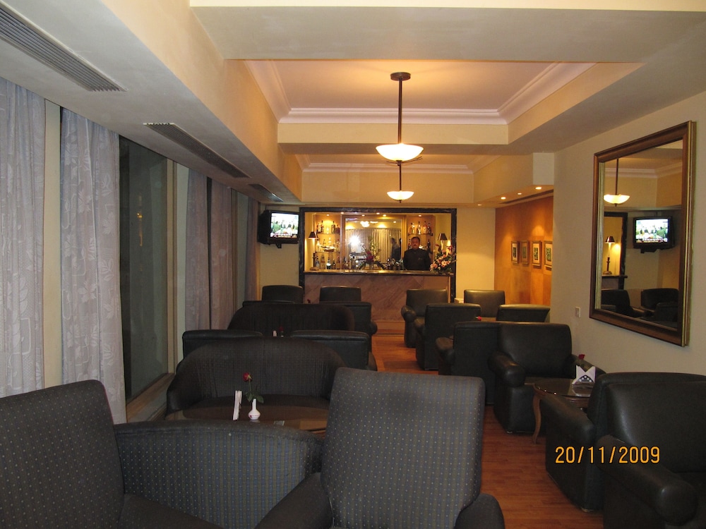 Ritz Plaza 29/50