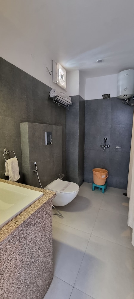 Hotel Darbargarh Udaipur 49/50
