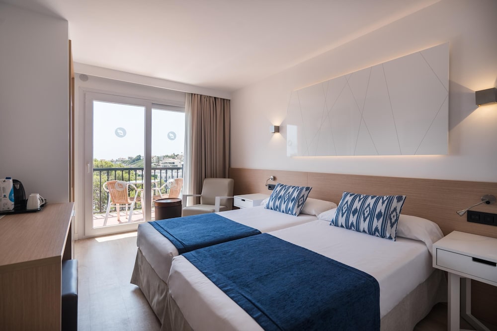 Thb Felip - Adults Only 19/65