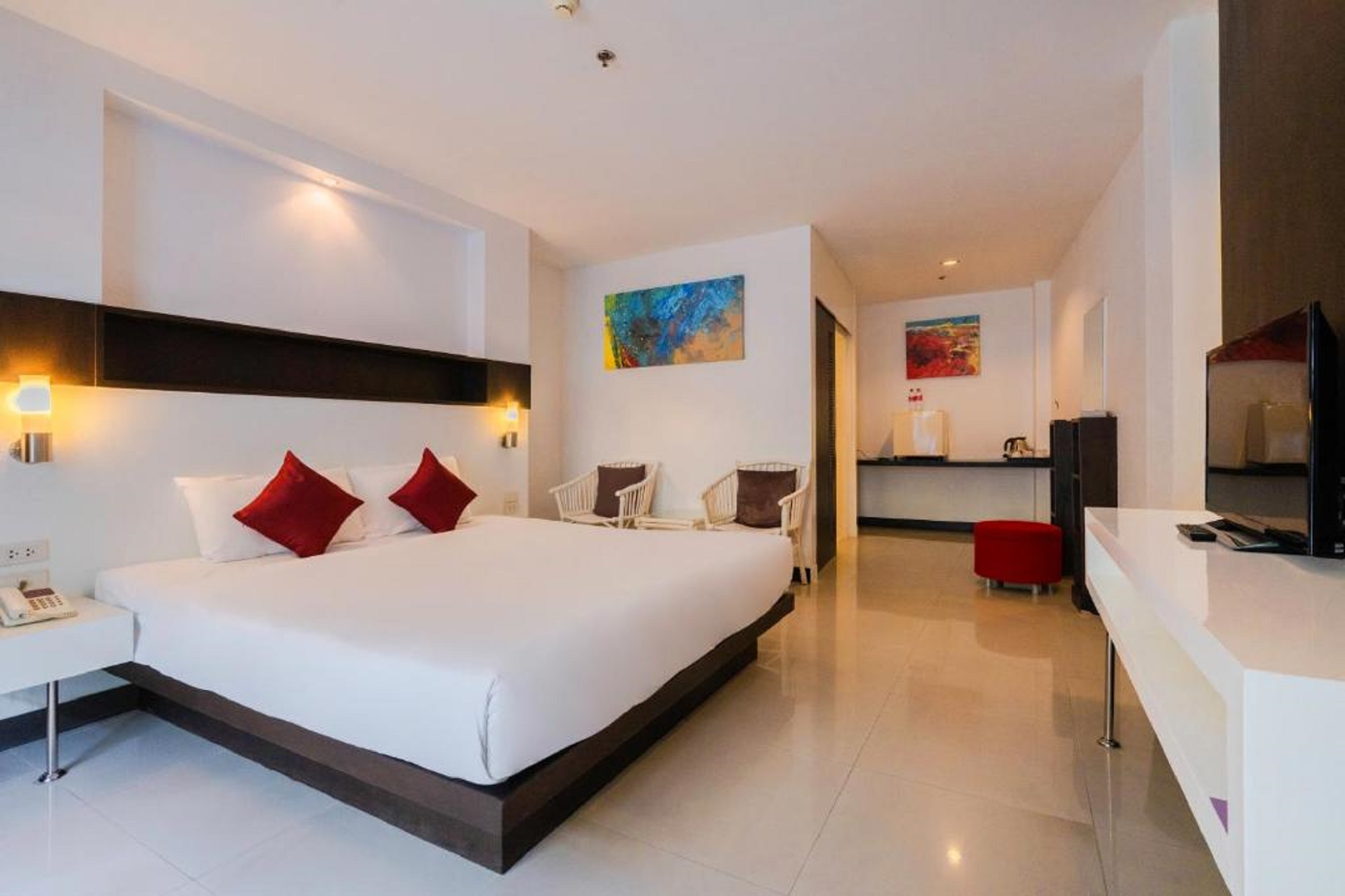 Deluxe, Double Bed, Pool View