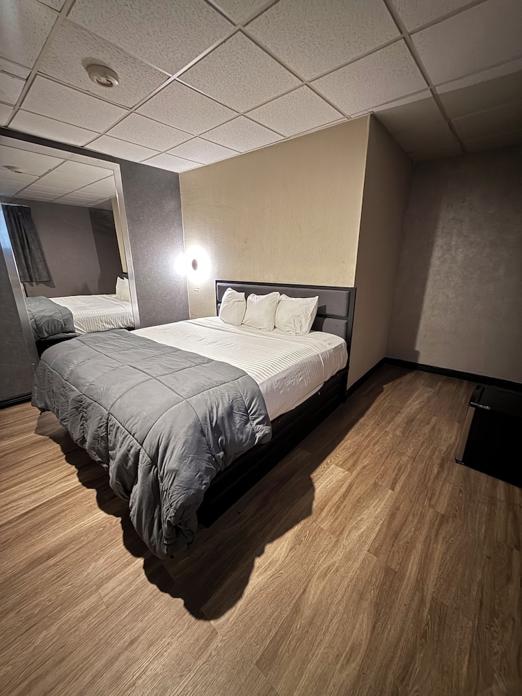 Cabana Hotel Yankee Stadium 26/61