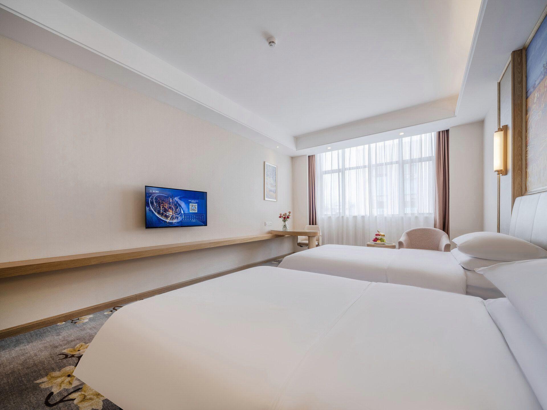 Vienna Hotel (Shenzhen Pingshan Longtian Small Town) 22/53