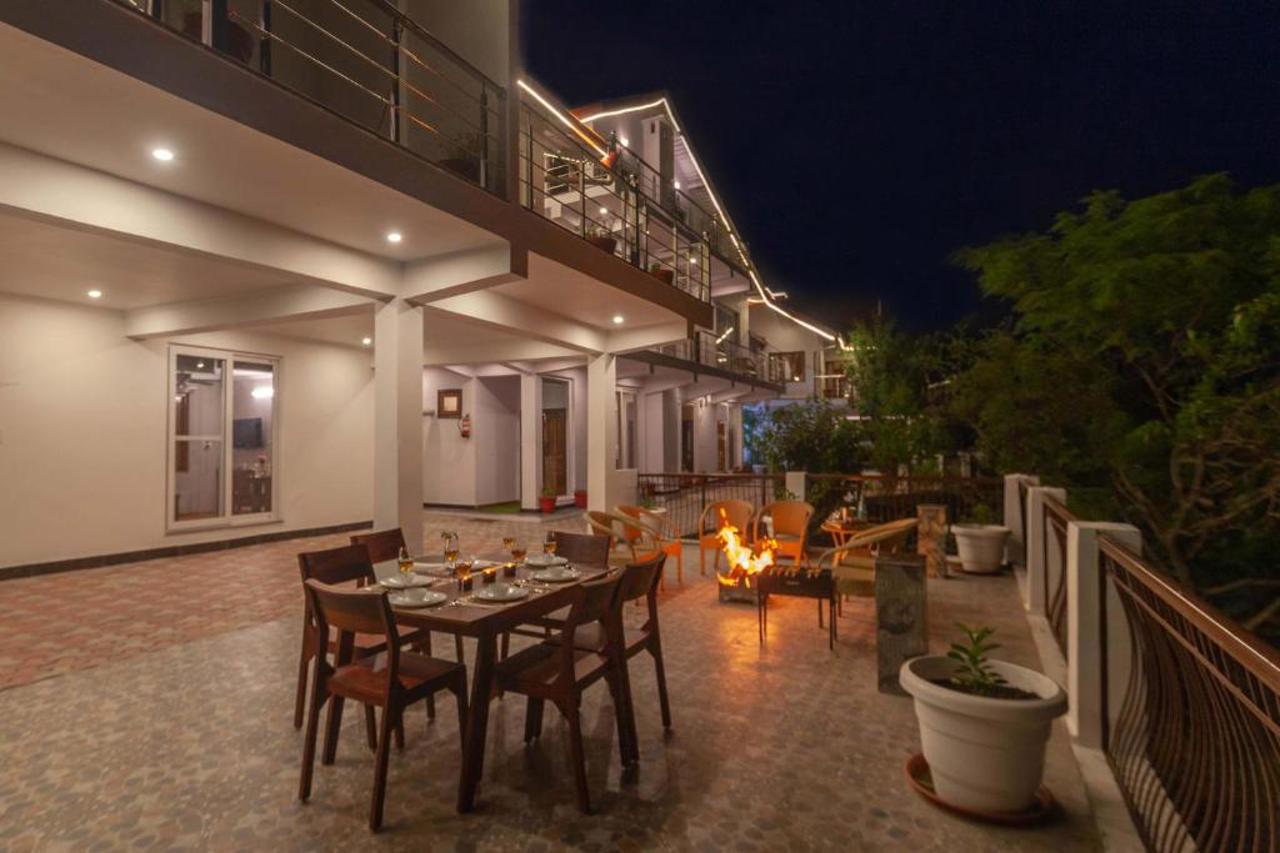 Alaya Stays 4 BHK with breathtaking views Amara Dusk 7/10