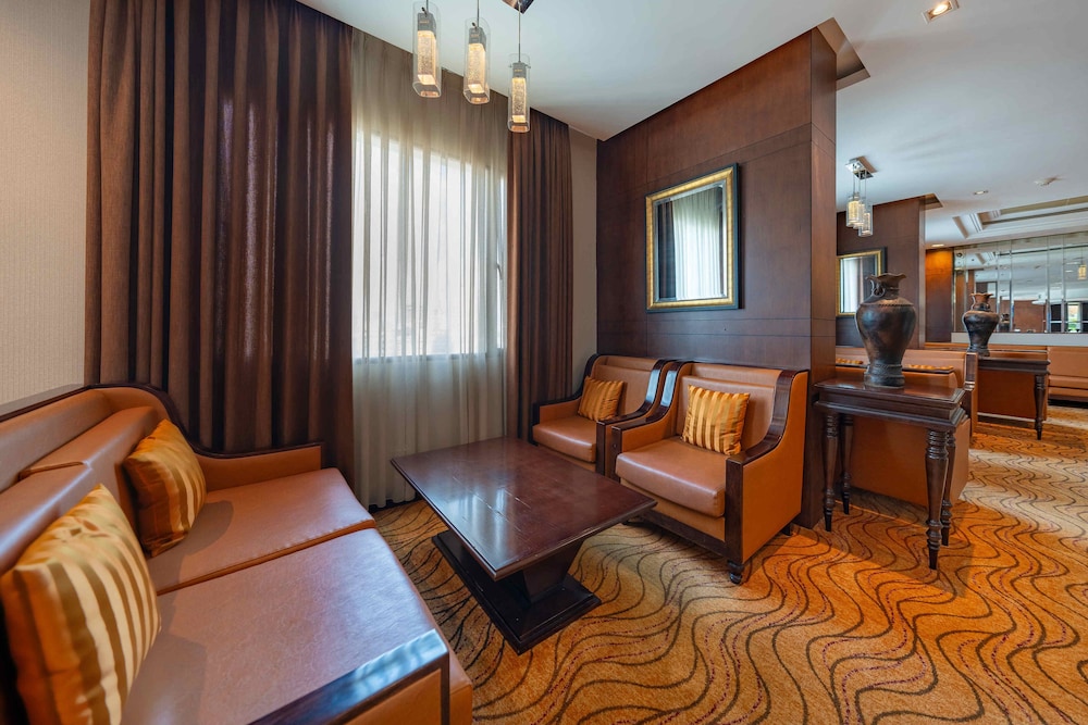 Saigon Prince Hotel 48/71