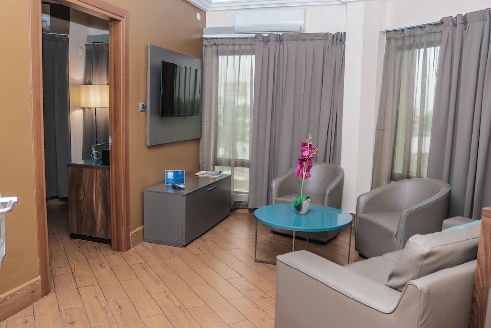 Hotel La Falaise Bonapriso 30/46