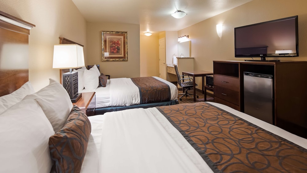Best Western Fallon Inn And Suites 14/41