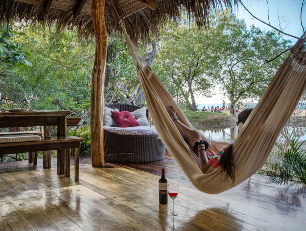 Ocho Artisan Bungalows 31/80