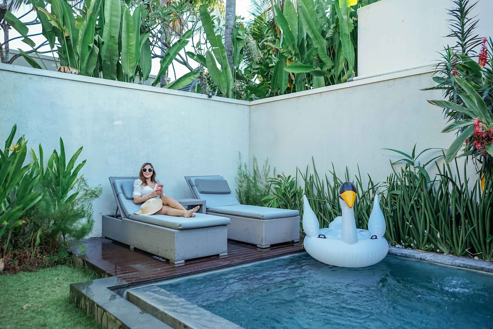 ROYAL SAMAJA VILLAS 37/59