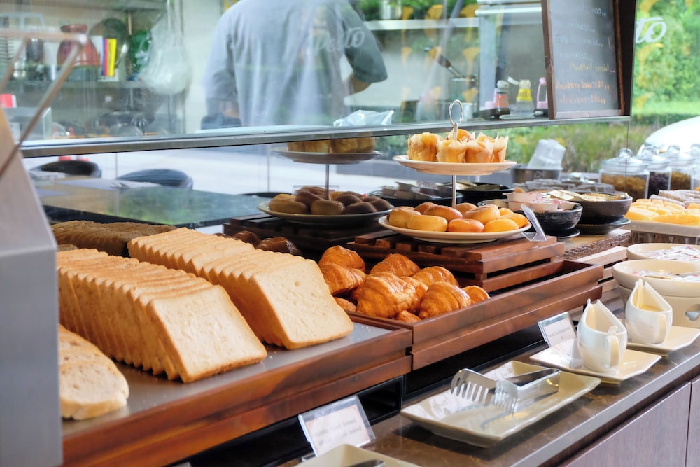 Ramada By Wyndham Bangkok Sukhumvit 87 35/61