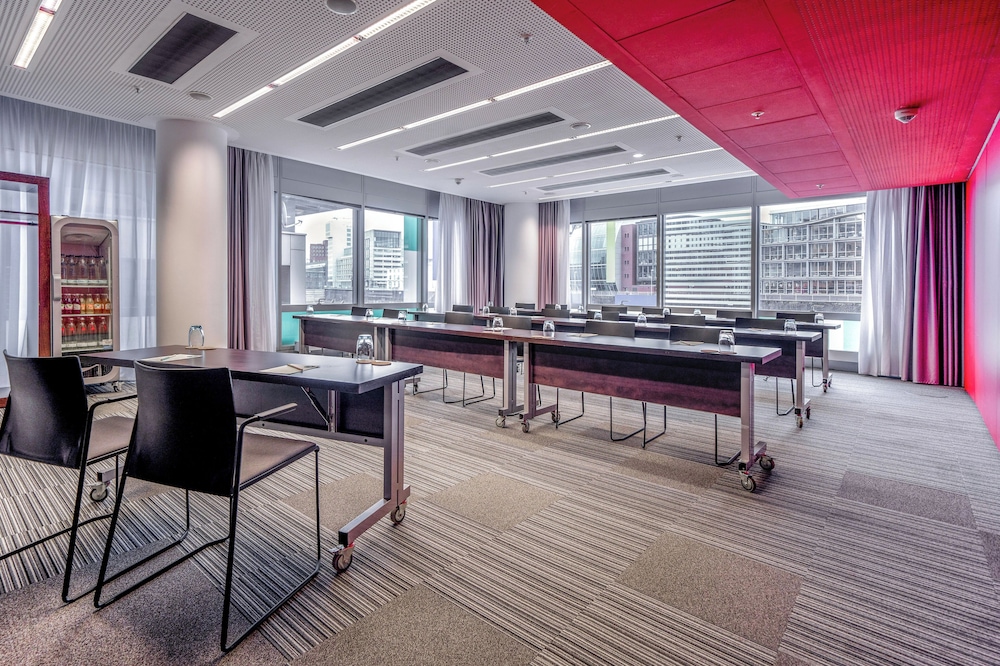 Innside By Melia Dusseldorf Hafen 43/75