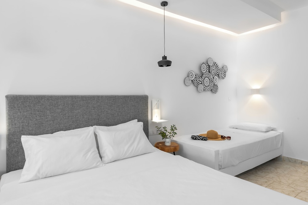 Elvita Hotel 21/67