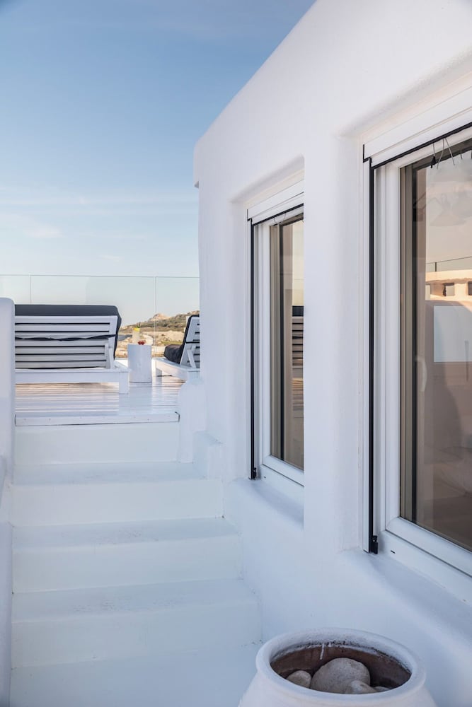HONEYMOON, SUITE