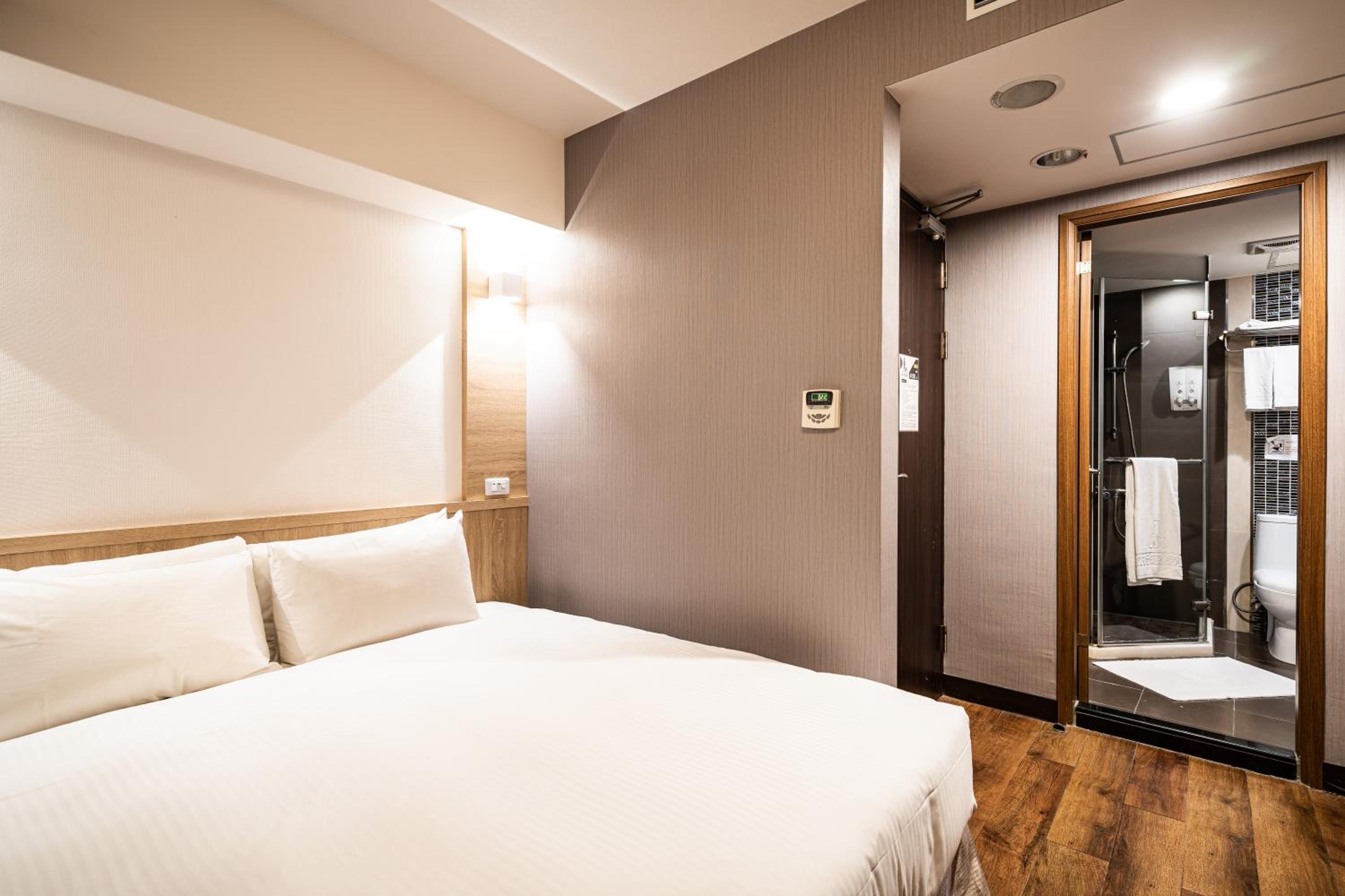 Semi Room, Business, Semi Double Bed