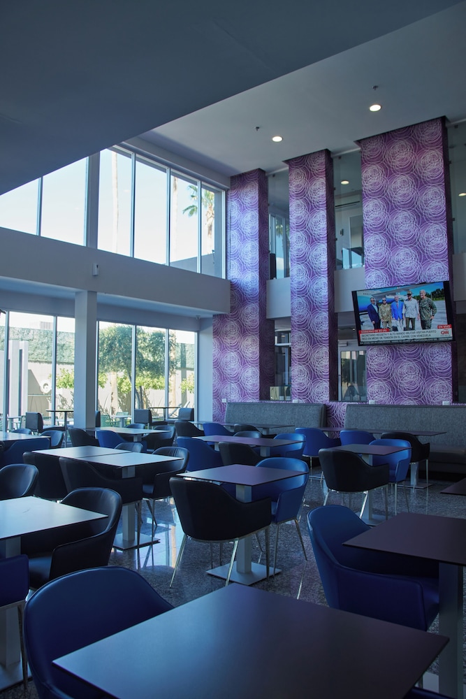 Holiday Inn Express Suites Hermosillo 34/50