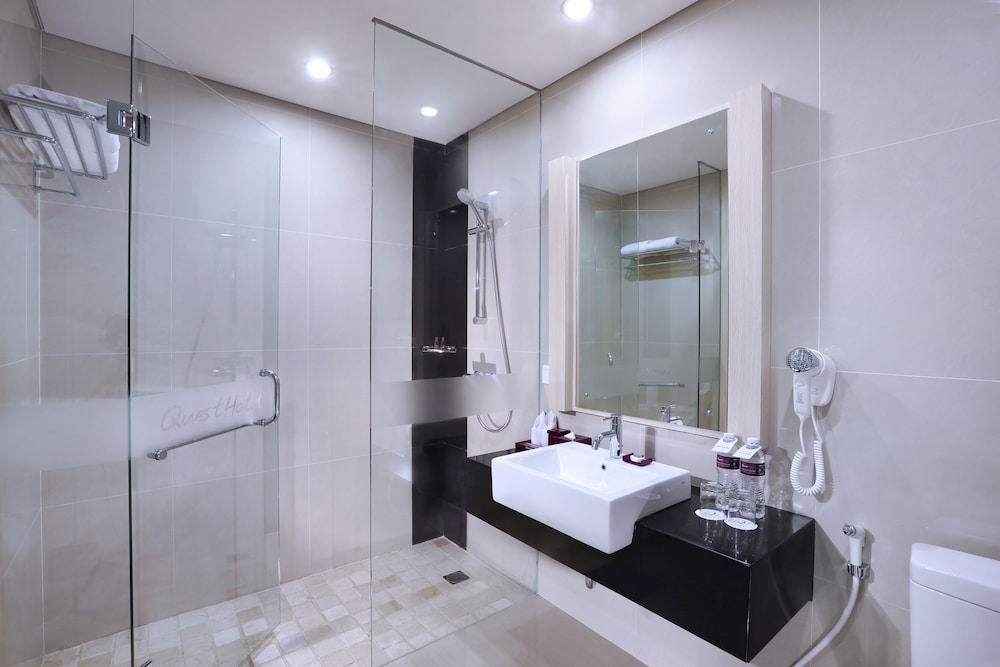 Quest San Hotel Denpasar 47/50