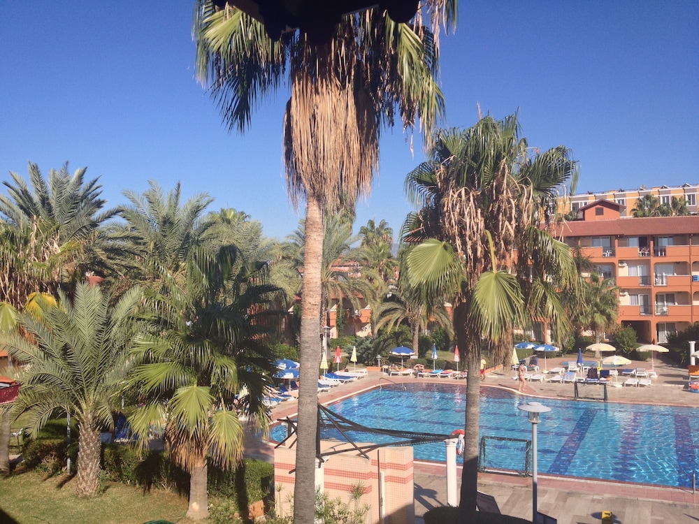 Club Turtas Beach 9/36