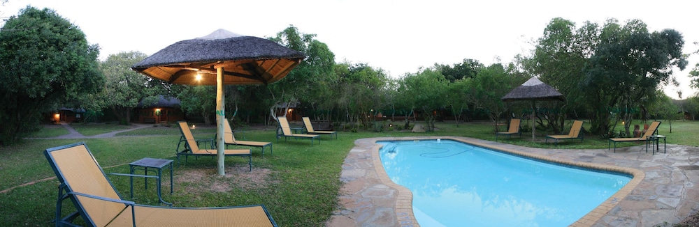 Gooderson Dumazulu Lodge and Traditional Village 45/50