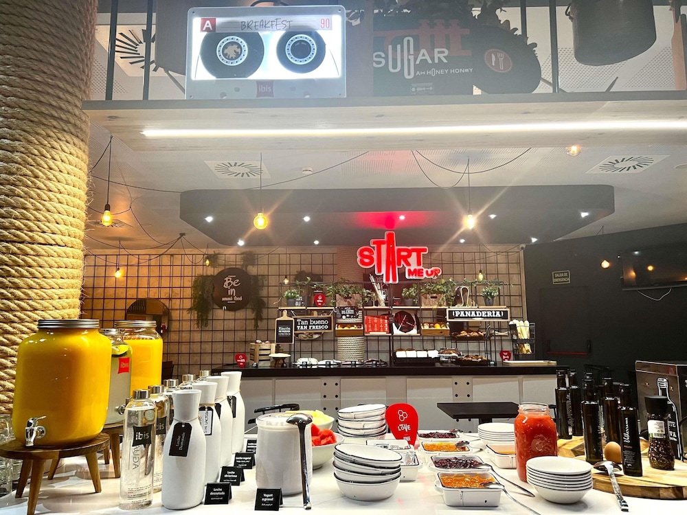 IBIS OVIEDO 45/59