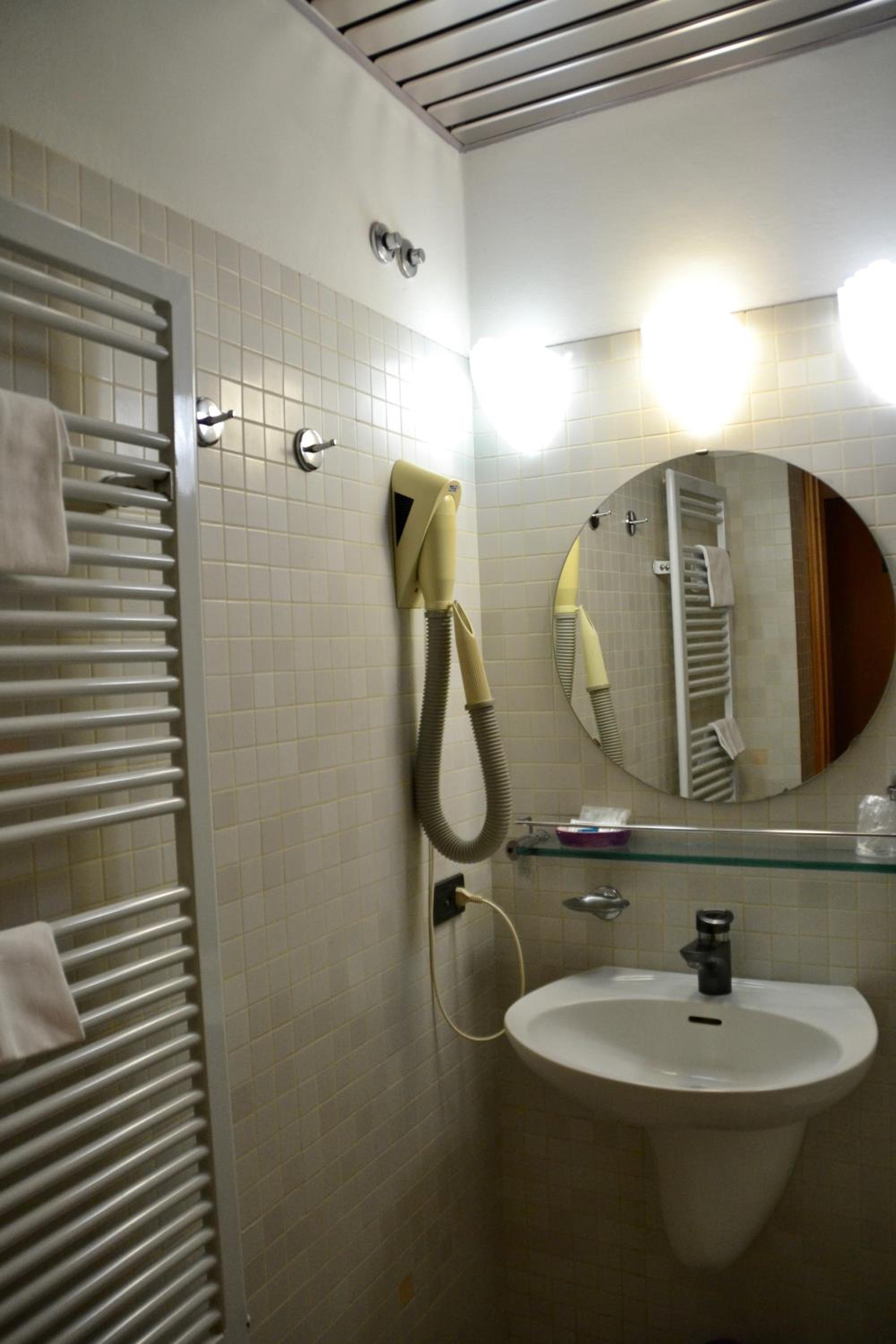 Hotel Italia 46/50