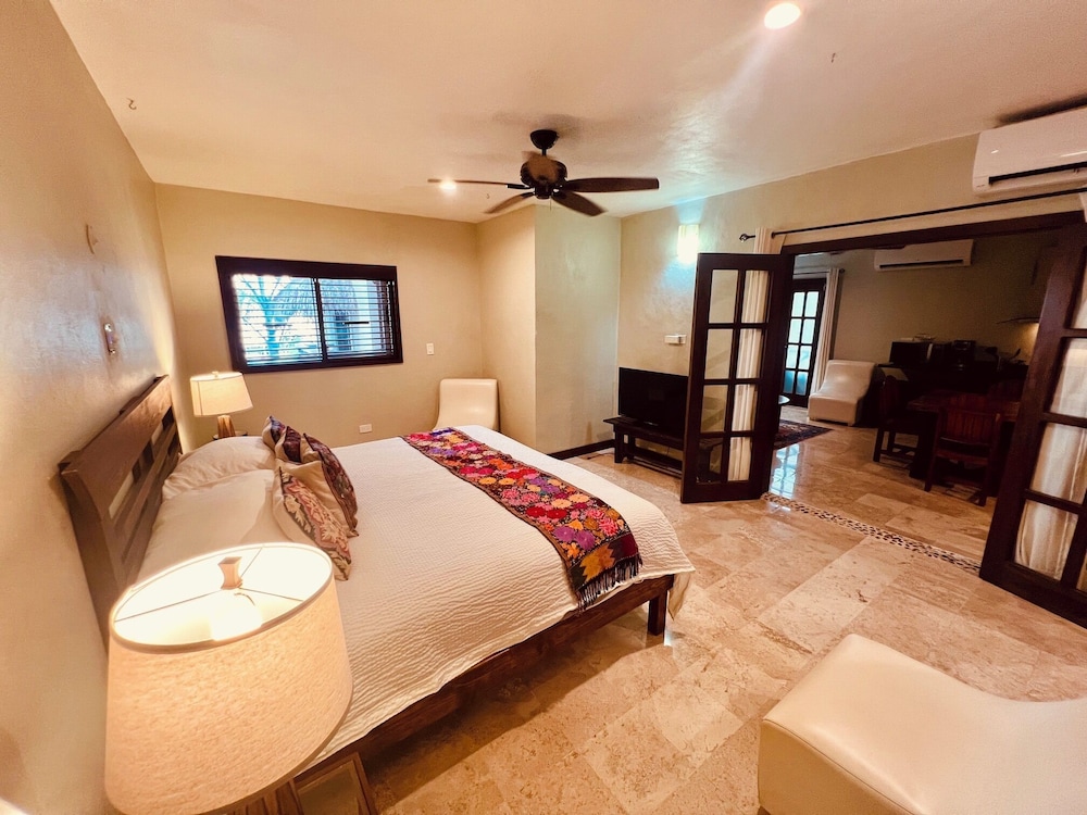 Flamingo Boutique Hotel 28/68