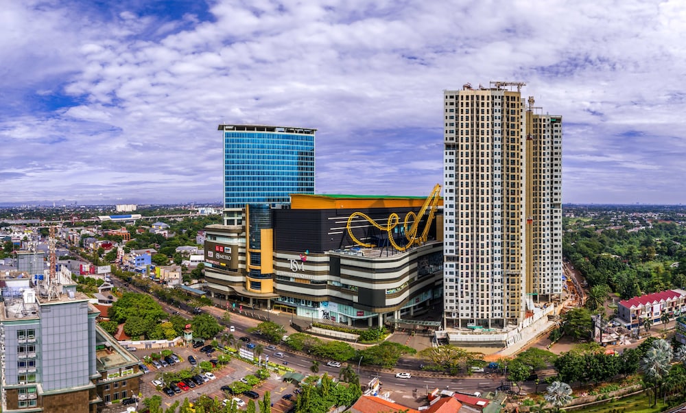 Trans Hotel Jakarta 2/50