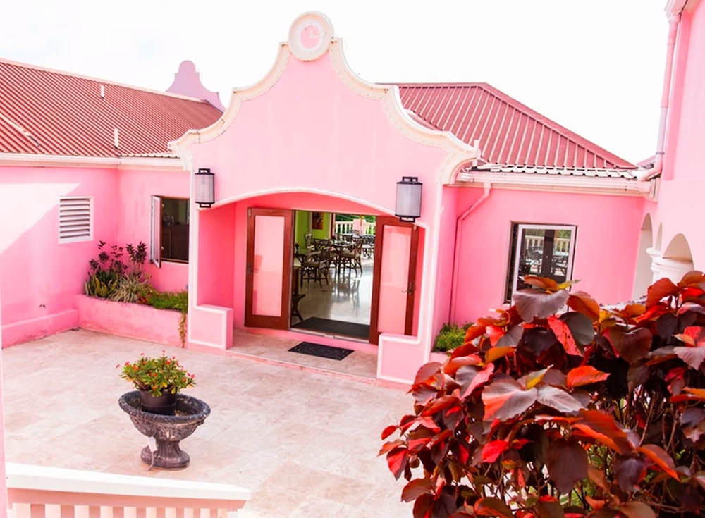 THE VILLAS AT SUNSET LANE 4/46