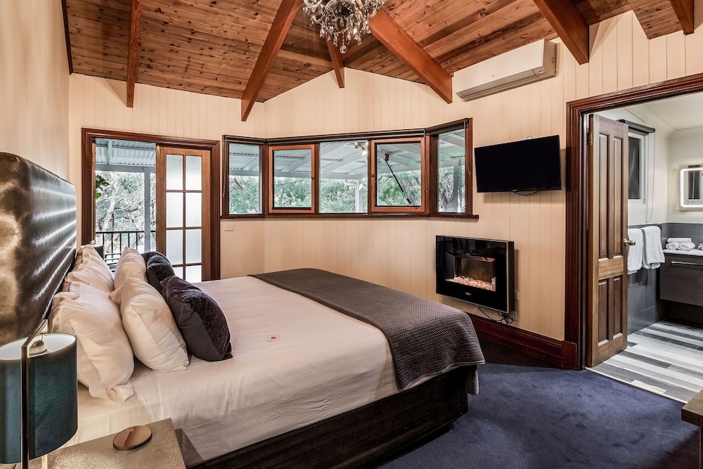 Spa, Standard, King Bed, Balcony
