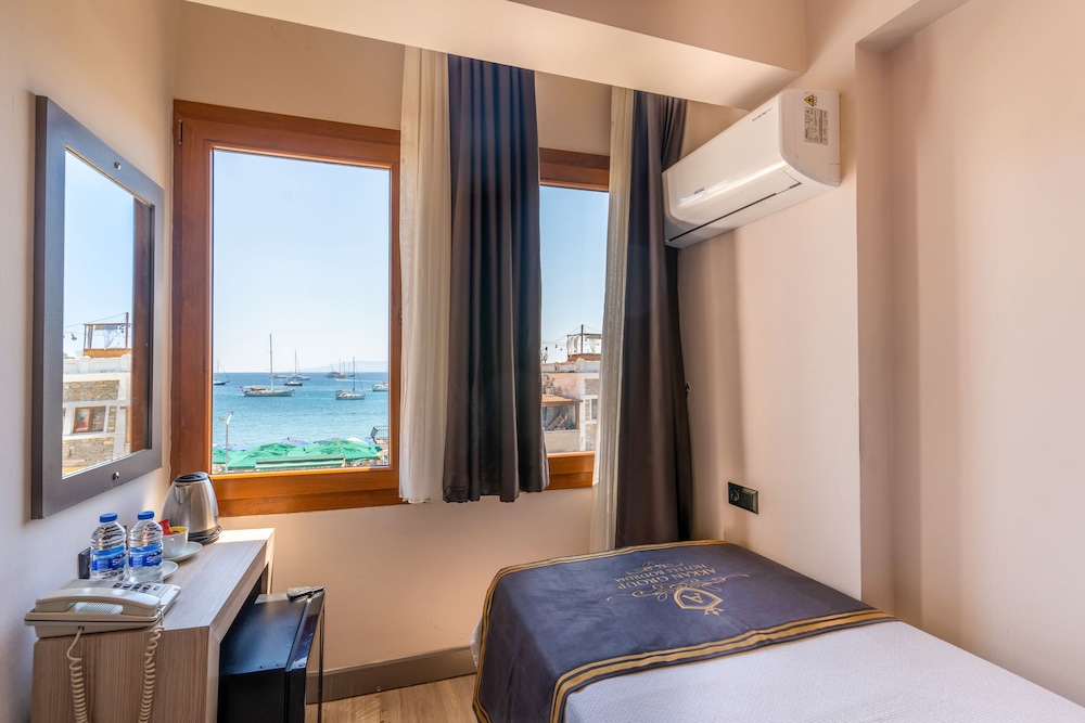 AKKAN LUXURY HOTEL 26/84