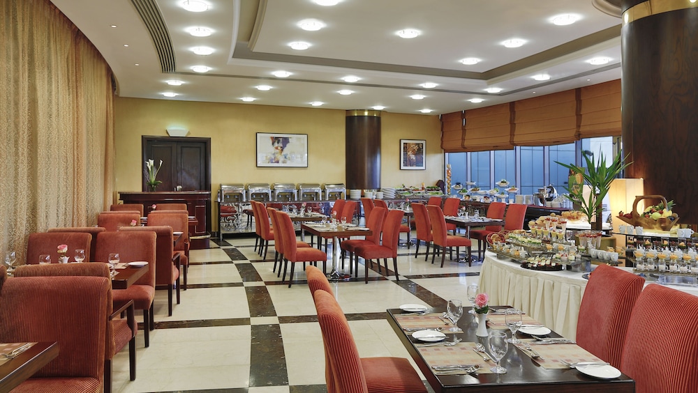 DoubleTree by Hilton Dubai Port Saeed. 49/65