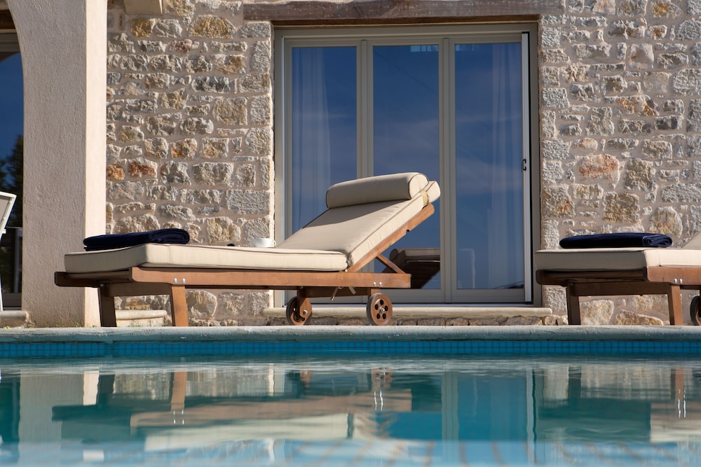 Ionian Horizon Villas 31/56