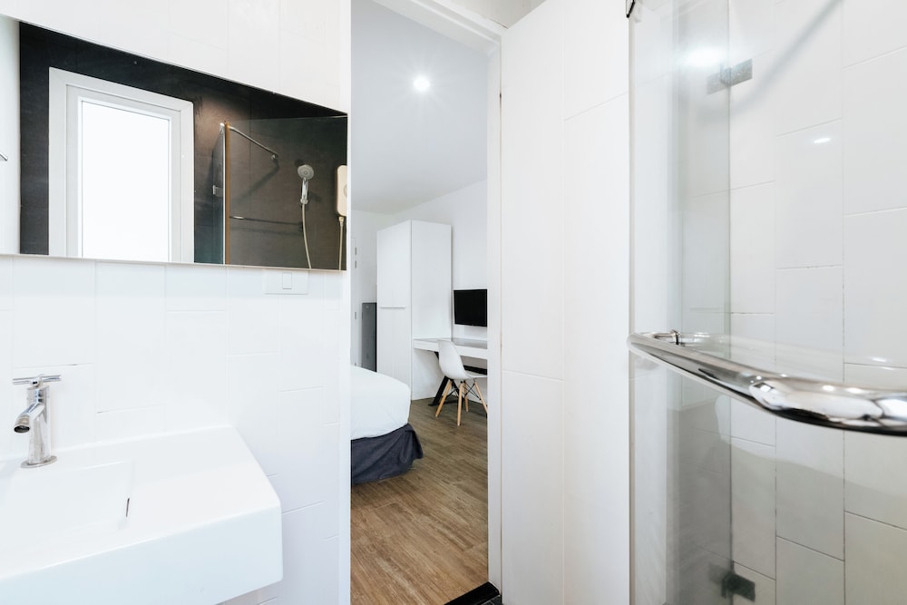 Blu Monkey Bed And Breakfast 63/63