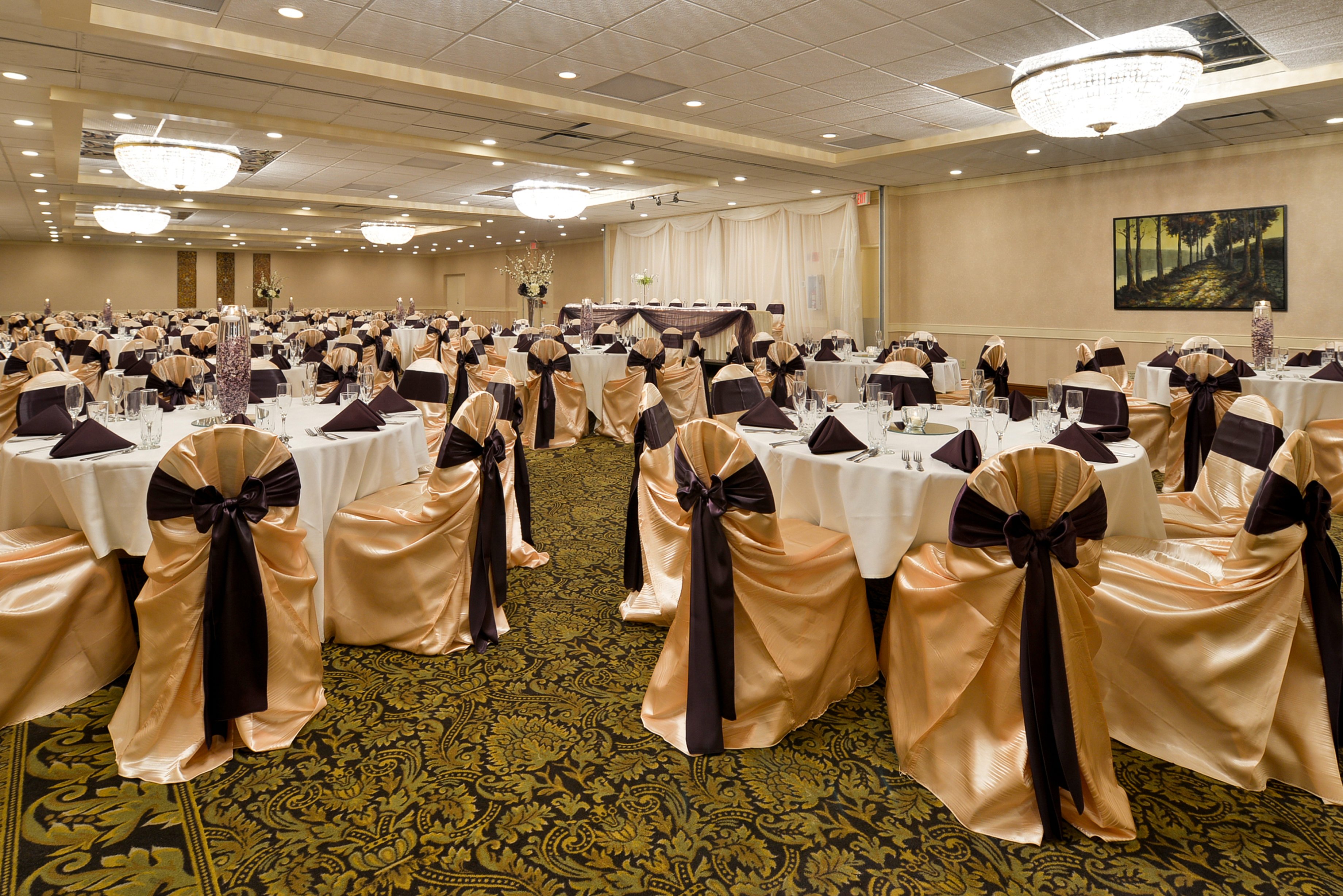 Best Western Plus Dubuque Hotel and Conference Center 27/33