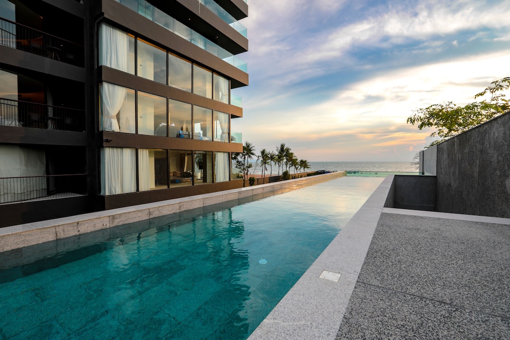 Ana Anan Resort and Villas Pattaya 67/73