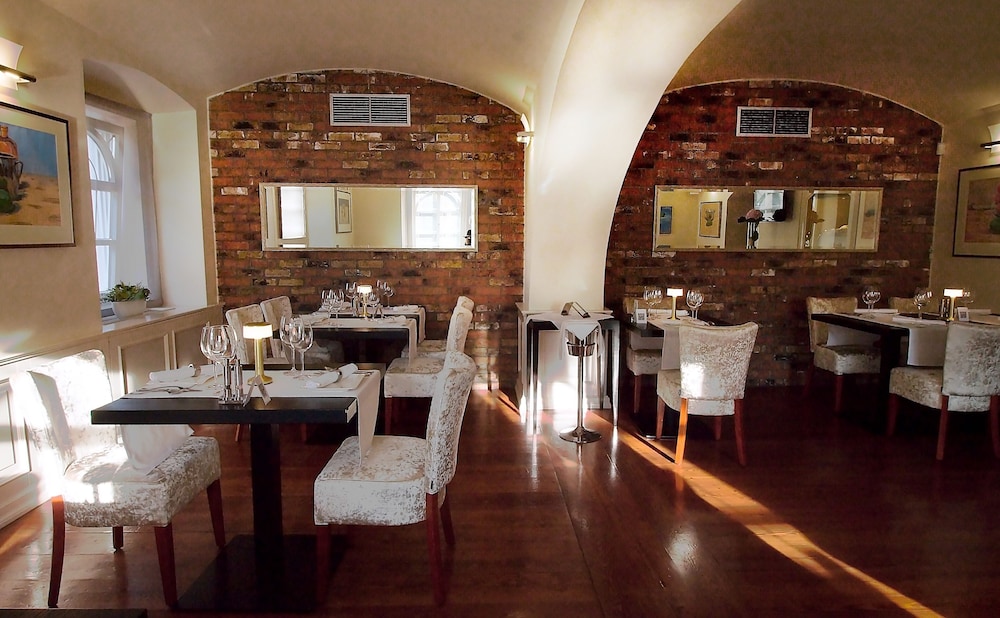 Gourmet Hotel Villa Patriot 60/72