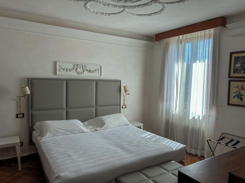 Casafrassi Hotel 29/73