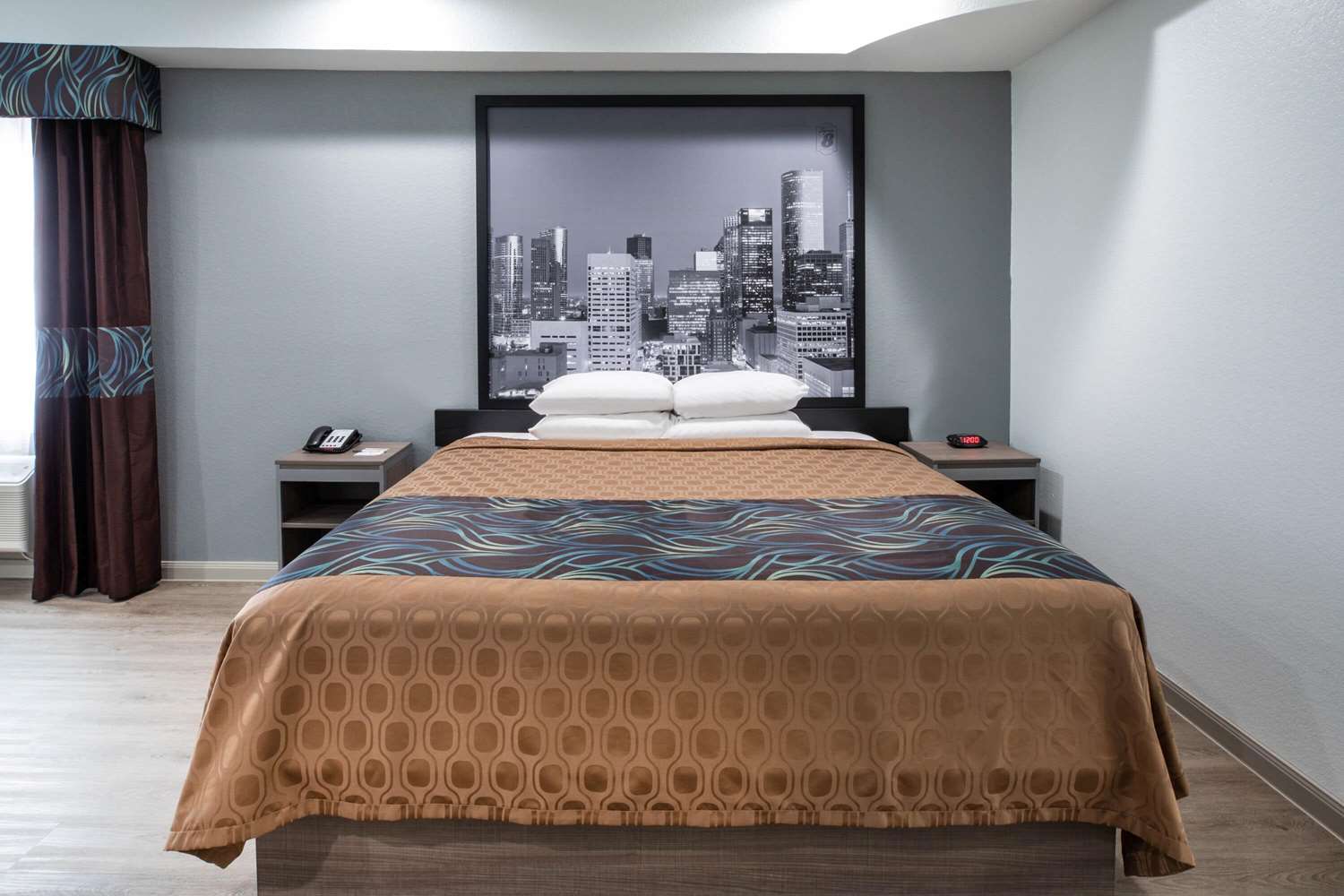 Super 8 By Wyndham Humble Houston 11/21
