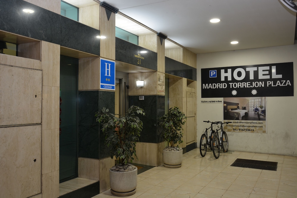 MADRID TORREJON PLAZA 32/52