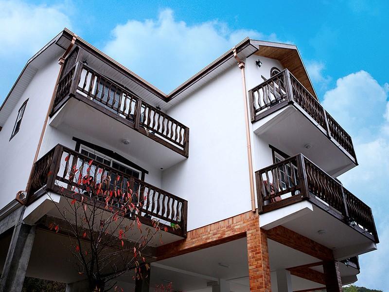 Gyeungju Love Story Pension 1/18