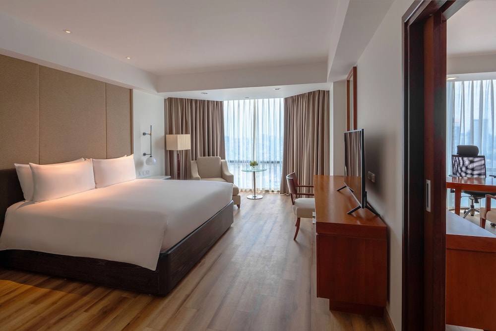Sheraton Hanoi West 15/71