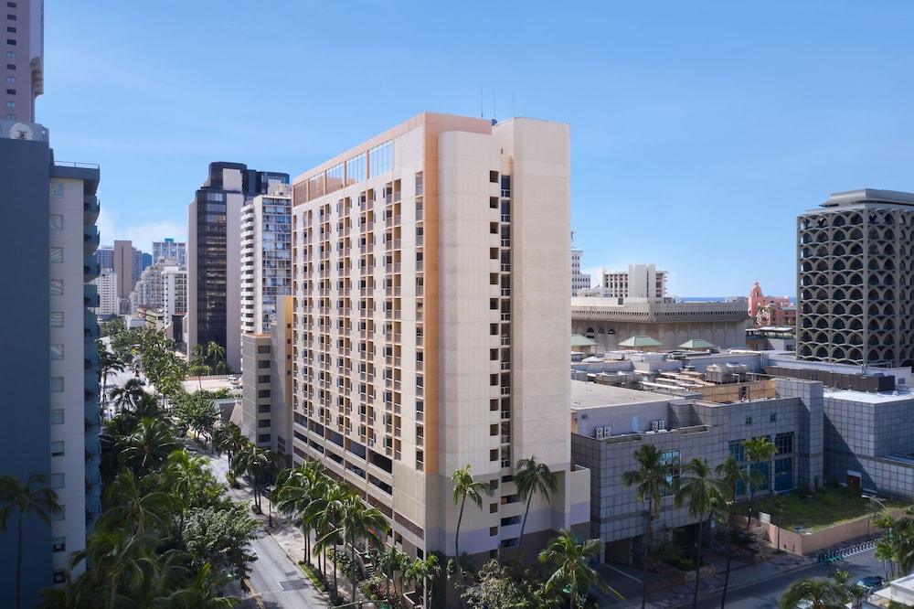 Waikiki Malia in HONOLULU - HI