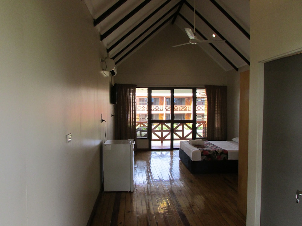 Wailoaloa Beach Resort Fiji 45/76