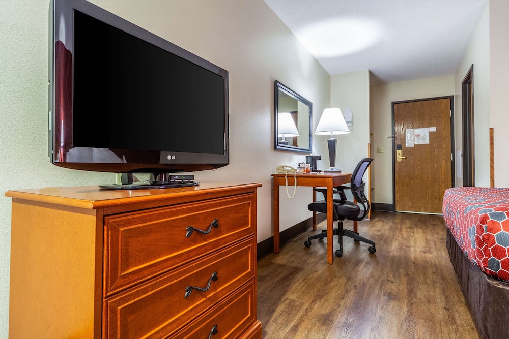 Econo Lodge Sioux Center 43/43
