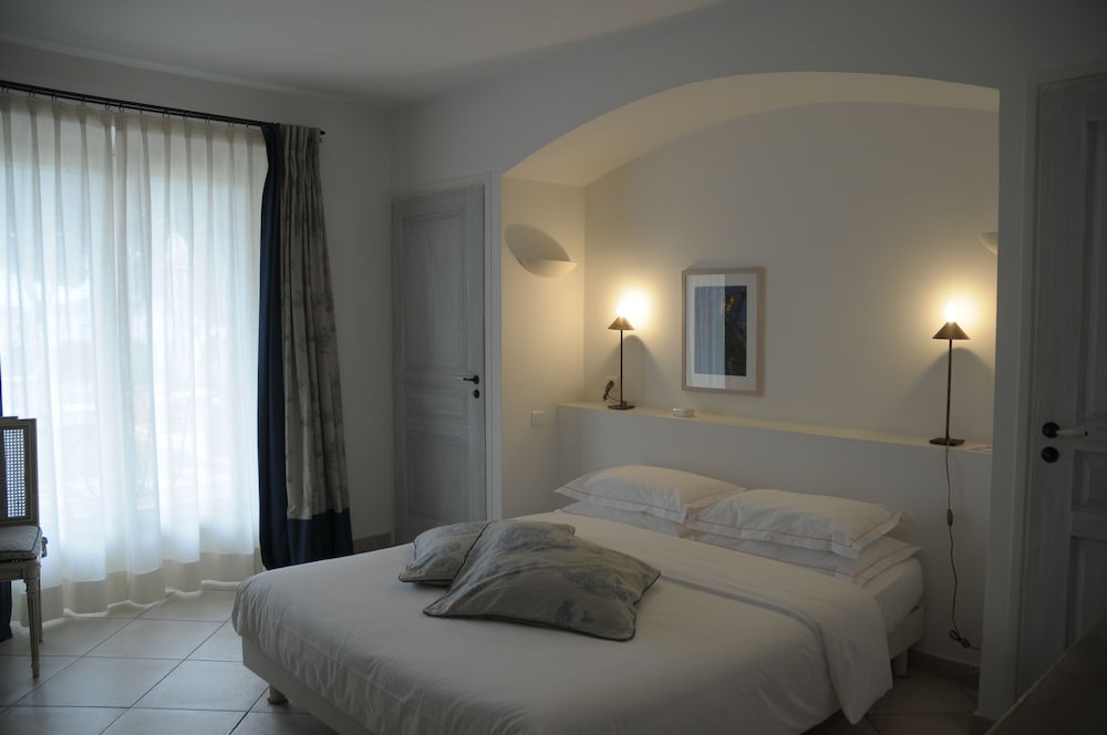Hotel Villa Les Rosiers 4/33