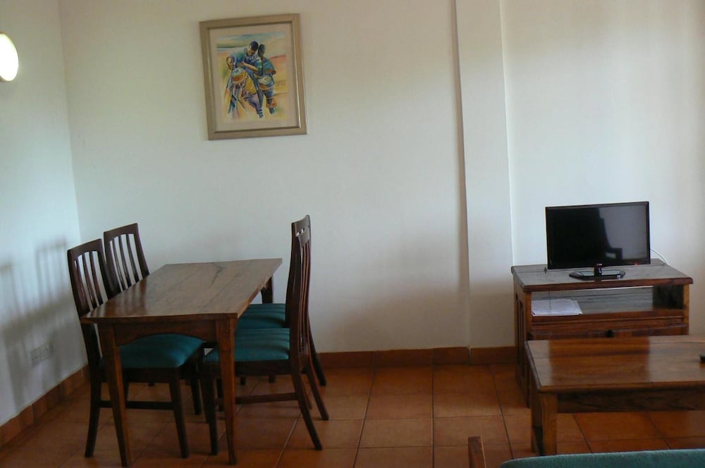 Riyan Apartments 25/42